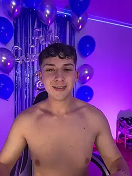 OLIVER_K Live XXX-chat