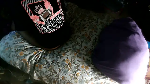 dirtytalkmilf's Live XXX Chat