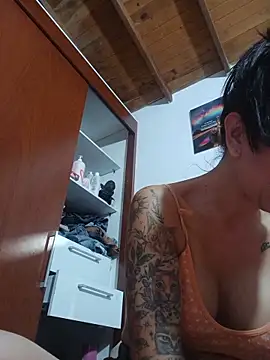 LunaZambrano Chat XXX live