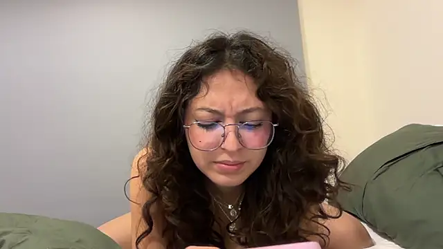Alicatcua_'s Live XXX Chat