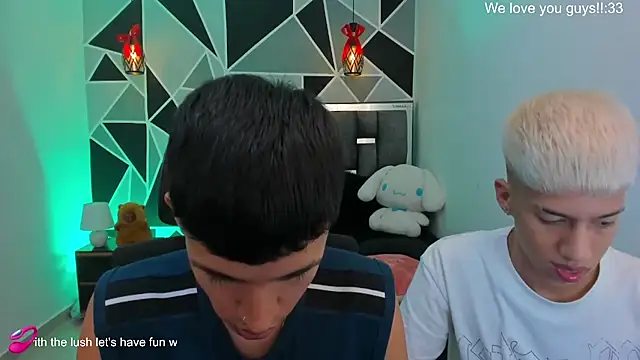 แชท XXX สดของ Juan_Nd_Steven