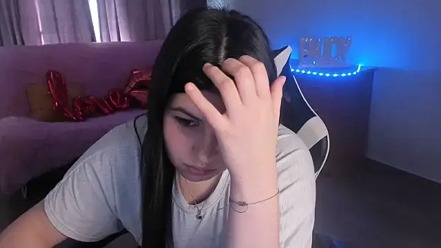 Chat XXX ao vivo de KisaModel