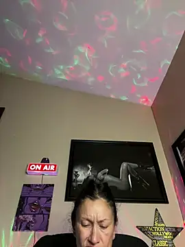 TheDime XXX чат на живо