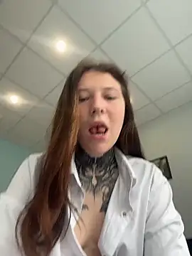 XXX chat uživo modela FionaMurr