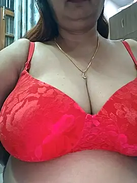 צ'אט XXX בשידור חי של Dianaa9
