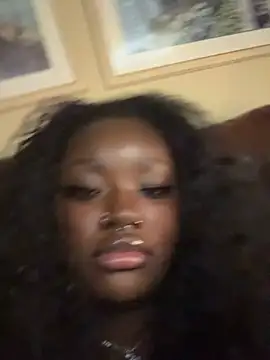 CookiesNcreaming's Live XXX Chat
