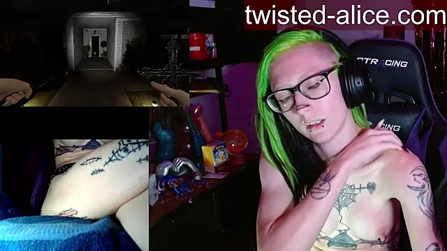 Twisted_Alice Adlı Modelin Canlı XXX Sohbeti