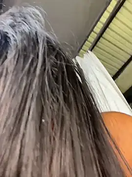 EmmaExoticaXXX élő XXX-chatje