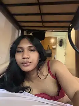 Chat +18 de slutty_aki ao vivo