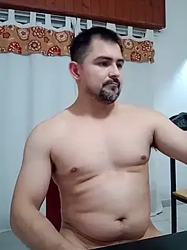 Bradd_32 live XXX chat