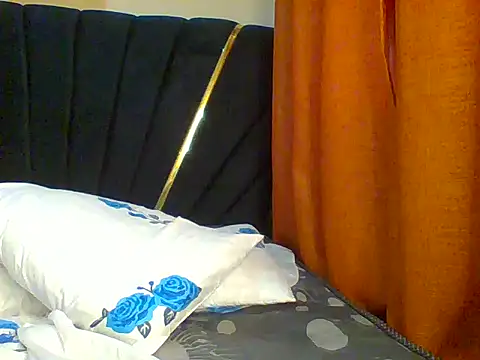 Chat XXX en directo de petite_cuteass