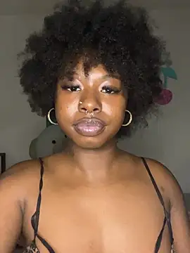 TinyBlazian901's Live XXX Chat