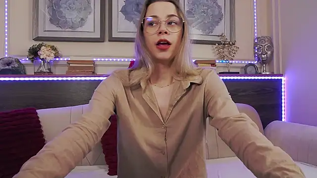 GracieCute: онлайн-секс-чат