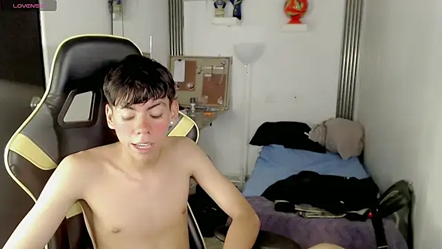 Liarr_ Live XXX-chat