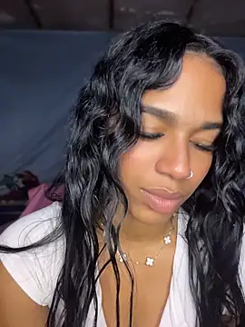 FlorSalvaje_ Chat XXX live