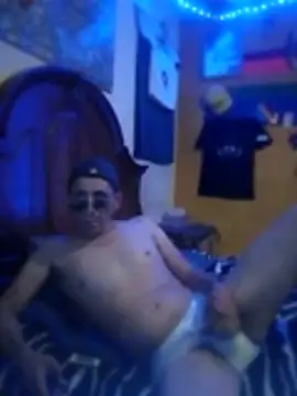 Juniorharo1982 Show in webcam