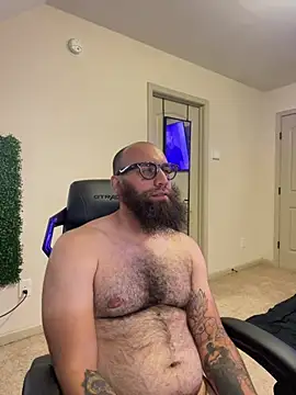 MastaWolfy's Live XXX Chat