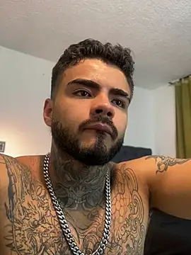 دردشة Benjii_Carter1 الجنسية المباشرة