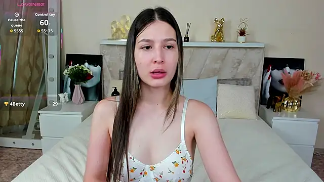 AmelliaClark Chat XXX in diretta