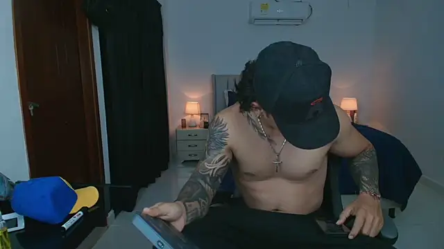 Mrbig_maximo Chat XXX in diretta