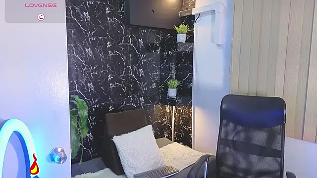 Chat XXX ao vivo de MR_EITHAN