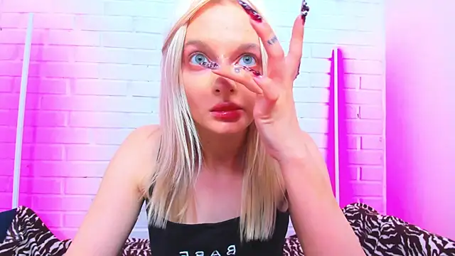 AlessaKissのライブXXXチャット
