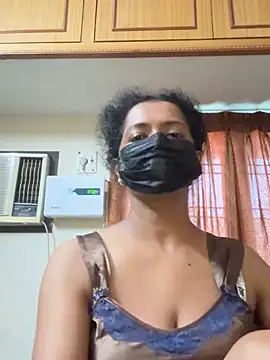TeddyLover5 élő XXX-chatje