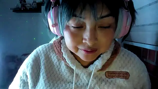 Shaddycute_ Chat XXX in diretta