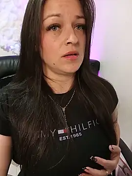 Isa_bluee – Naživo XXX chat