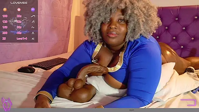 ebony_NeighborMoans Live XXX Chat
