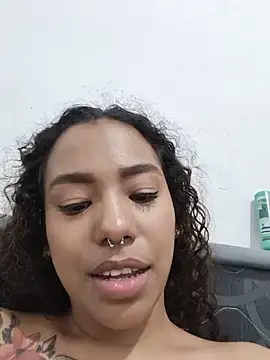 Chat XXX en directo de sandra_rey_