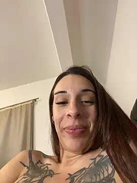 DeenaSweet's Live XXX Chat