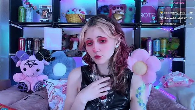 _Devill_Baby élő XXX-chatje