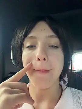 MiaTee's Live XXX Chat