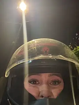 _kathaLopez_'s Live XXX Chat