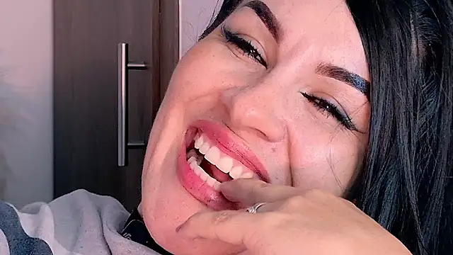 צ'אט XXX בשידור חי של Pamela_Rosal