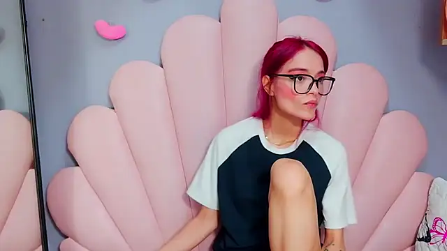 luci_miller élő XXX-chatje