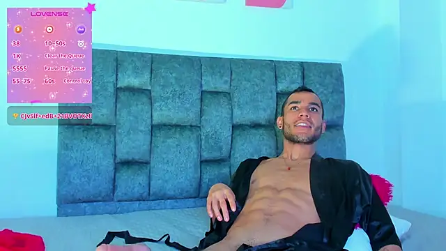 MaxPower003's Live XXX Chat