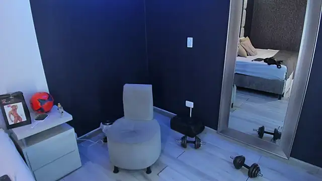 Živý XXX chat LycanMushu