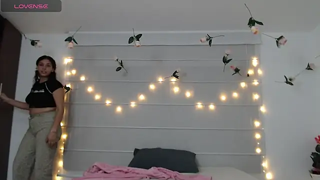 Sarabubbie Chat XXX in diretta