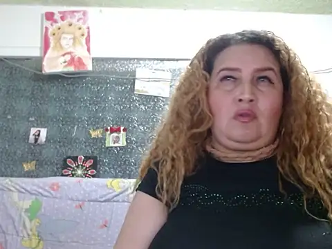 Chat XXX en directo de Perla1981--