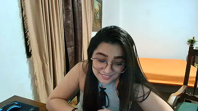 צ'אט XXX בשידור חי של Charlotte_Richardson