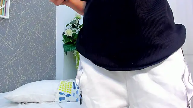 ViictoriiaSaenz's Live XXX Chat