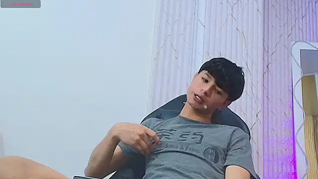 Spark_tay live XXX chat