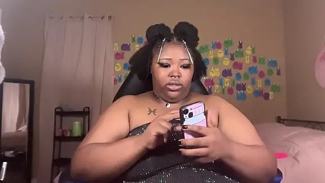 Chat +18 de Chocolatebunnyxx96 ao vivo