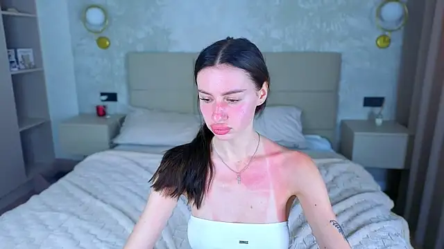 Snow_WhiteeeX লাইভ XXX চ্যাট