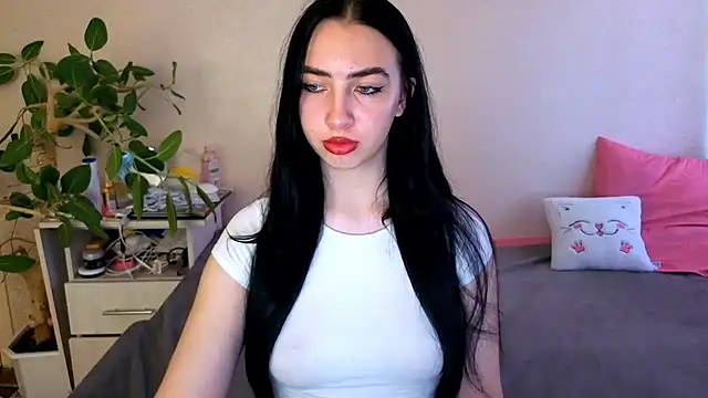 WildKittenX_'s Live XXX Chat
