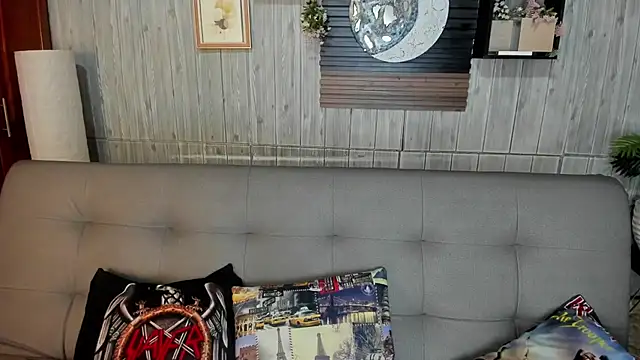 Alucarda666's Live XXX Chat