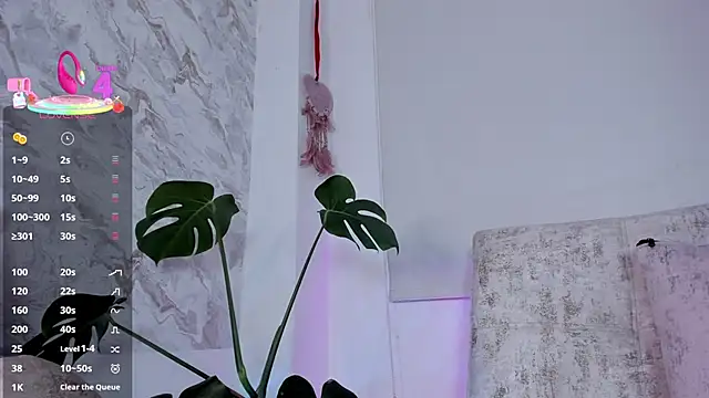 Chat +18 de missweetpeach ao vivo