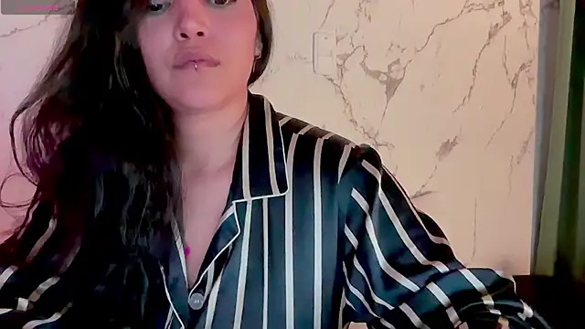 دردشة MarcellaGriffin الجنسية المباشرة